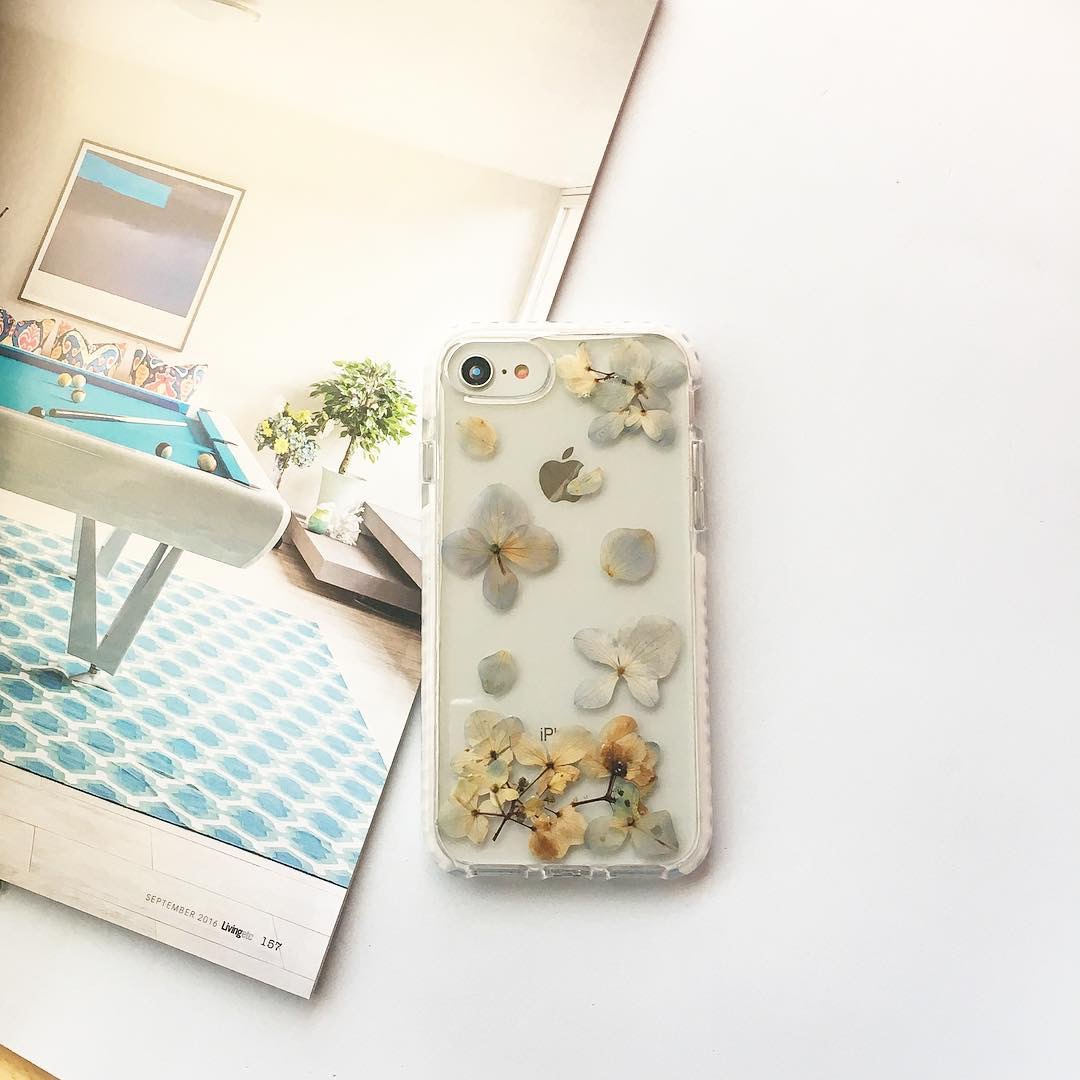 Çiçekli Telefon Kılıfı 9