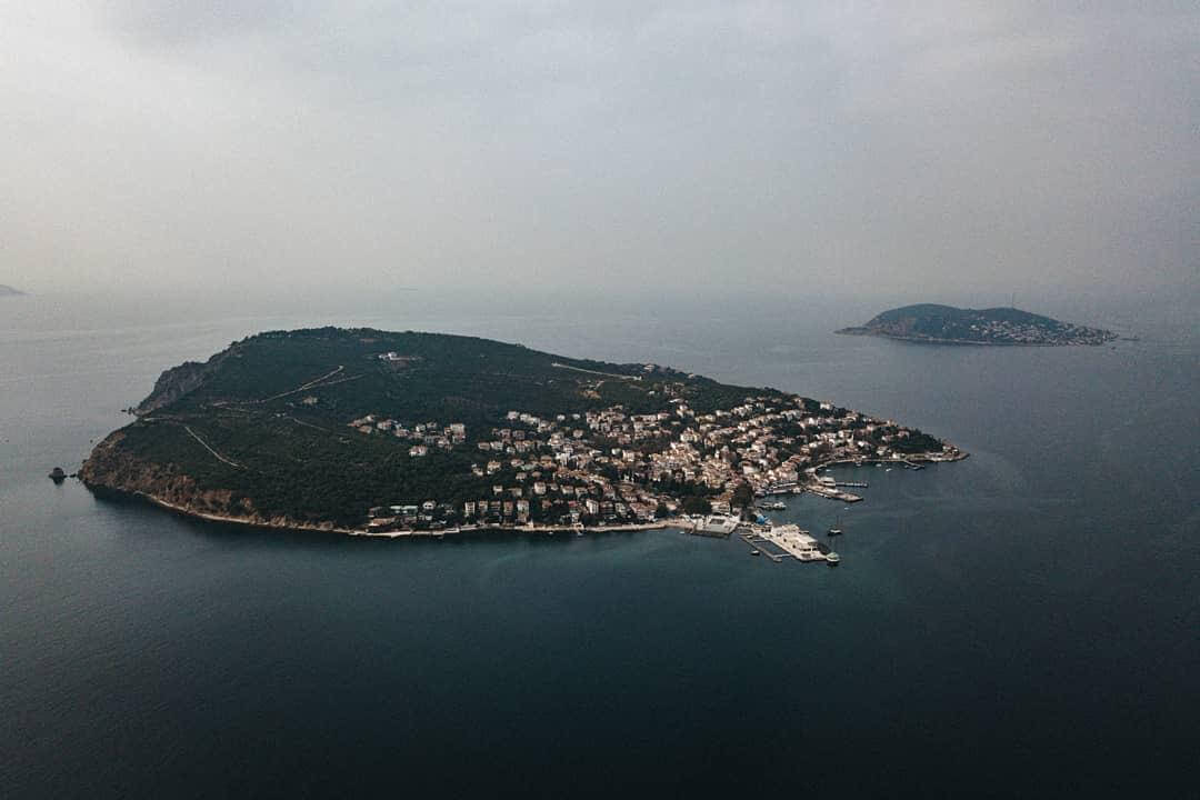 Sevgililer Günü Adalar